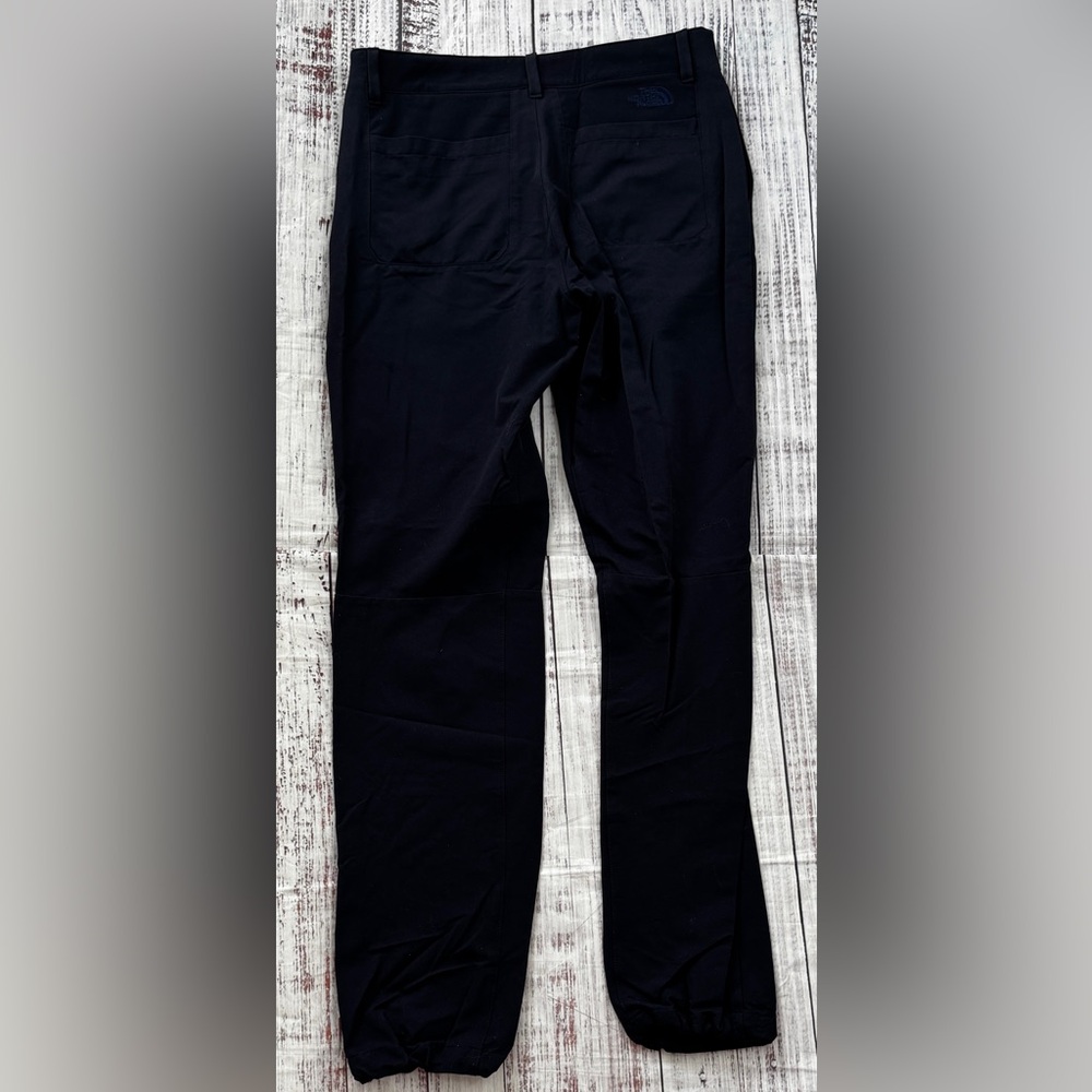 The North Face Men’s Navy Hiking / Climbing Pants Size 30x30 NWOT UPF 40+ - Picture 3 of 10